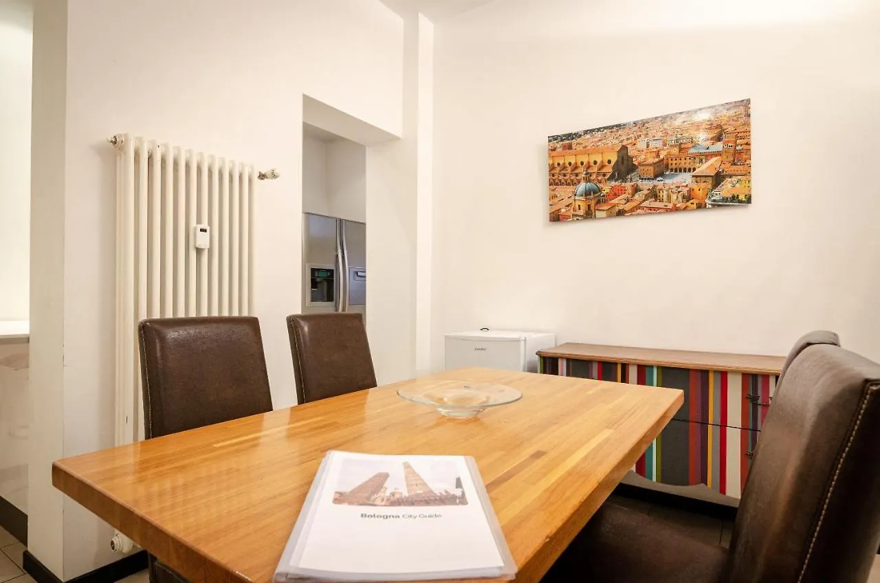 Zucchini Studio, Bologna Centro location